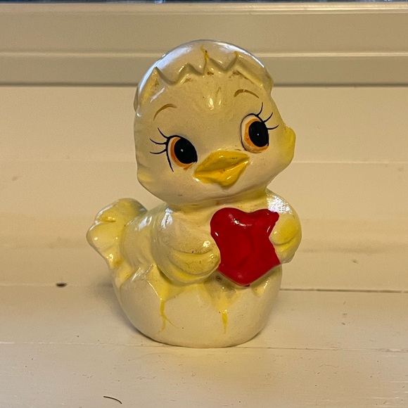 ⚡️5/$25- Vintage kitsch chicks 🐣salt & pepper shakers - Picture 2 of 12